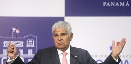 El presidente de Panamá José Raúl Mulino