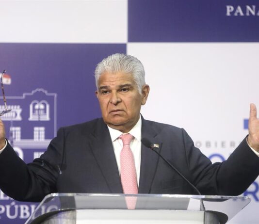 El presidente de Panamá José Raúl Mulino