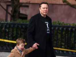 Una 'influencer' conservadora asegura que tuvo un hijo con Elon Musk hace cinco meses Elon Musk