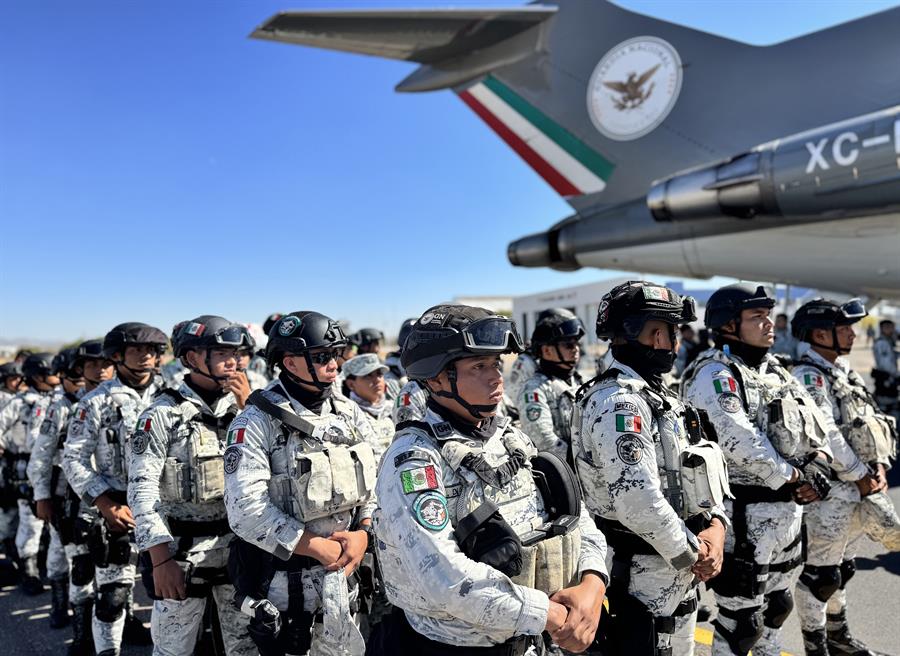 Integrantes de la Guardia Nacional de México (GN) llegan a Ciudad Juárez este martes, (2)
