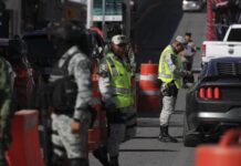 Miembros de la Guardia Nacional y del Ejército participan en un operativo