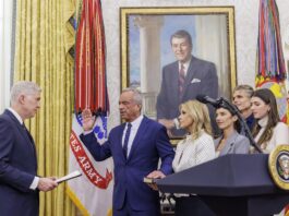 El Senado confirma a Robert F. Kennedy Jr. como secretario de Salud