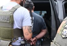 agentes de ICE arrestado una persona en Denver, Colorado
