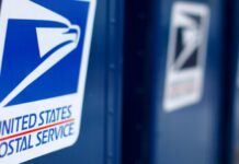 Fiscales demandan al Servicio Postal por nueva regla sobre el voto por correo servicio postal