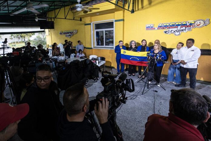 venezolanos (2) venezolanos