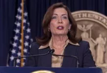 Gobernadora de Nueva York ordena reforzar seguridad y cuestiona a Trump por guerra en Irán Kathy Hochul,