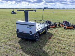 prototipo de vehículo de trabajo autónomo Honda en el Aeropuerto de Aviación General Miami