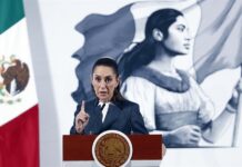 Sheinabum pide "serenidad y paciencia" a un día del fin del plazo de aranceles de Trump La presidenta de México, Claudia Sheinbaum (6)