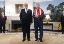 Trump invita a su discurso en el Congreso a Marc Fogel, estadounidense liberado por Rusia Marc Fogel,