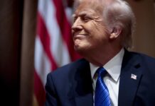 Salud de Trump está "en perfectas condiciones para ejercer", según médico de Casa Blanca Trump