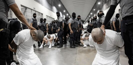 deportados