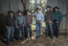 integrantes del Grupo Intocable