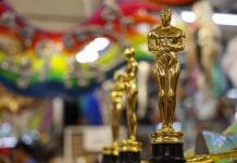 réplicas de estatuillas de los premios Oscar