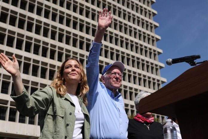 Bernie Sanders Bernie Sanders