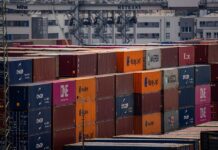 Seis países han firmado ya acuerdos comerciales con EE.UU. desde la llegada de Trump COMERCIO