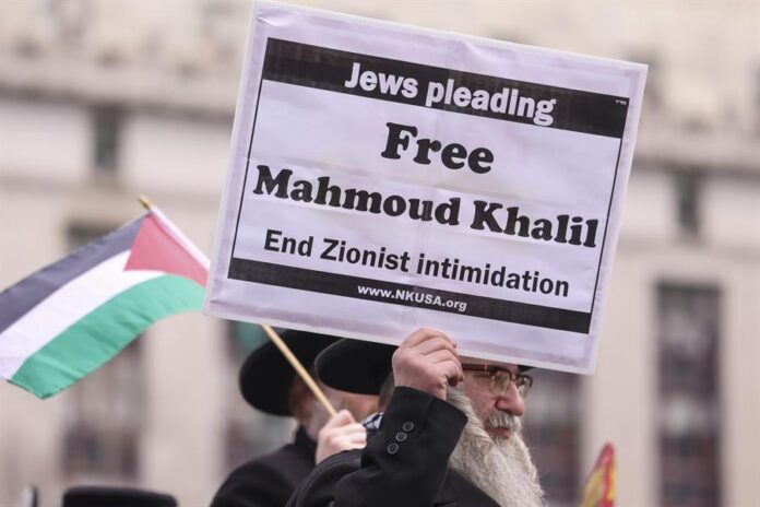 Mahmoud Khalil0 Mahmoud Khalil