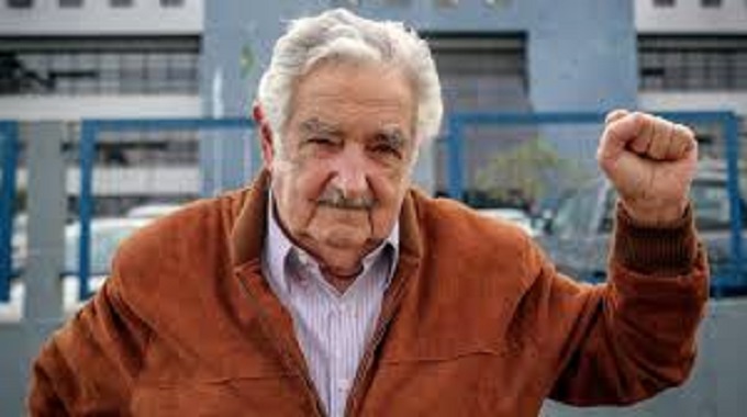 Mujica.