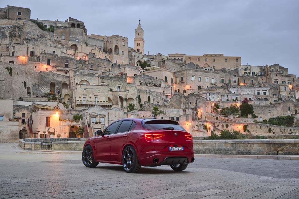 2025 Alfa Romeo Stelvio Tributo Italiano Special Series (Europea