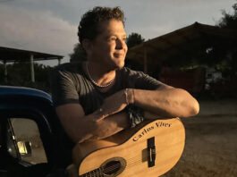 Carlos Vives honra a Escalona y Gabo con nueva versión de álbum ganador de un Latin Grammy Carlos Vives