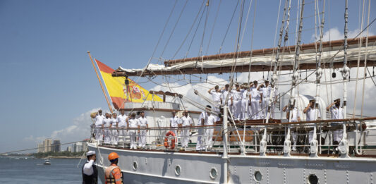 El Juan Sebastián Elcano sale de Santo Domingo con la princesa Leonor rumbo a Nueva York
