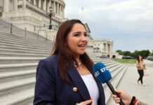La congresista por el Distrito 3 de Illinois, la demócrata Delia Ramírez
