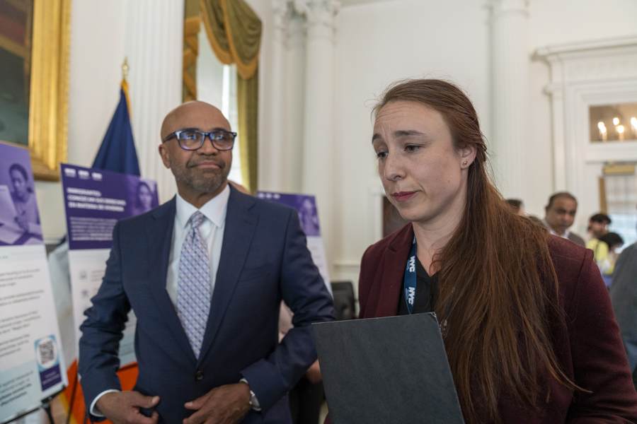 La directora de la Unidad de Participaci&oacute;n P&uacute;blica del Alcalde (PEU), Adrienne Lever