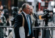 La Fiscalía carga contra defensa de Diddy por colaborar con famoso abogado ajeno al caso