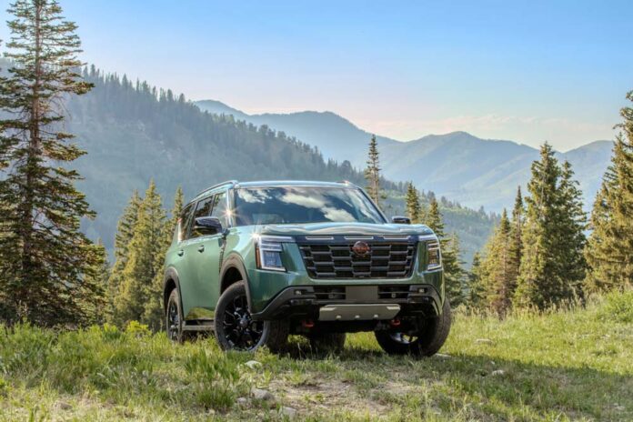 NISSAN_USA_SLT_0986