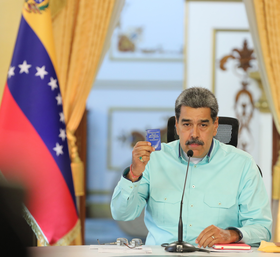 Maduro vincula a mafia albanesa en Ecuador con plan para Maduro