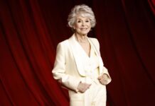 Rita Moreno recibe un doctorado honorífico de Harvard por su brillante aporte a las artes Rita Moreno