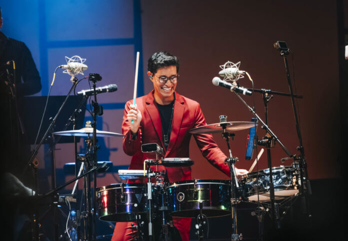 El peruano Tony Succar celebra sus 15 años de trayectoria con concierto en Miami