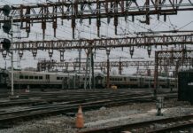 Acuerdo de principio pone fin a tres días de huelga en los trenes de Nueva Jersey Huelga ferroviaria en Nueva Jersey