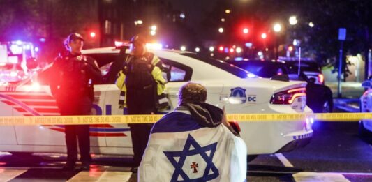 Empleados de la embajada de Israel asesinados cerca del Museo Judío de Washington, D. C.