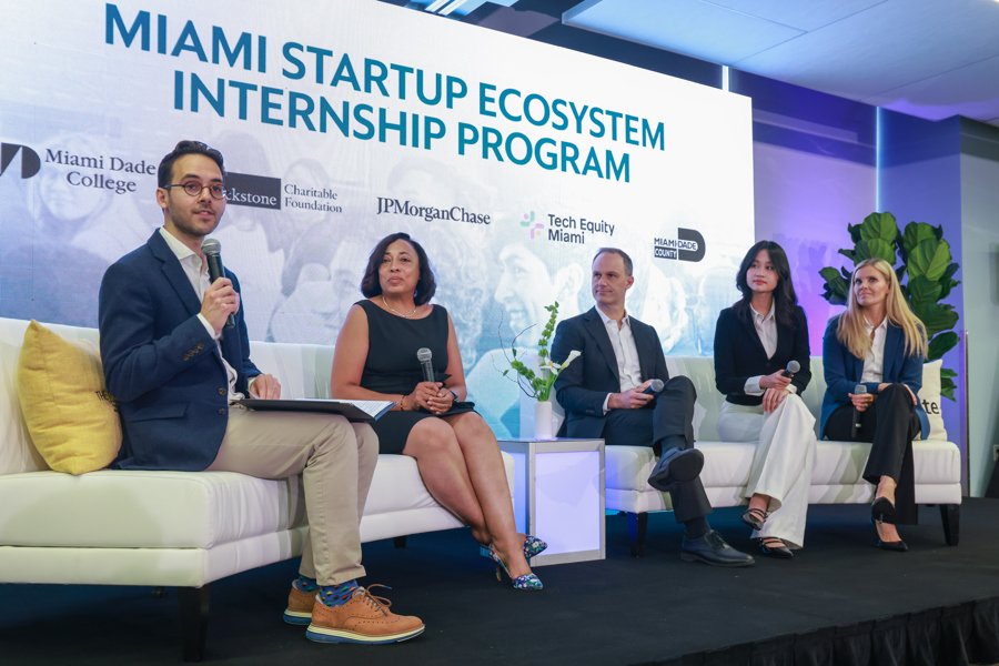 El Miami Dade College lanza pasant&iacute;as en empresas tecnol&oacute;gicas para estudiantes hispanos