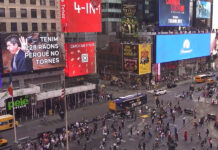 Una pantalla gigante en Times Square pide a Mazón no volver a Valencia por gestión de DANA Una pantalla gigante en Times Square pide a Mazón no volver a Valencia por gestión de dana
