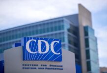El Senado confirma a la nominada de Trump para dirigir los CDC tras un año vacante CDC