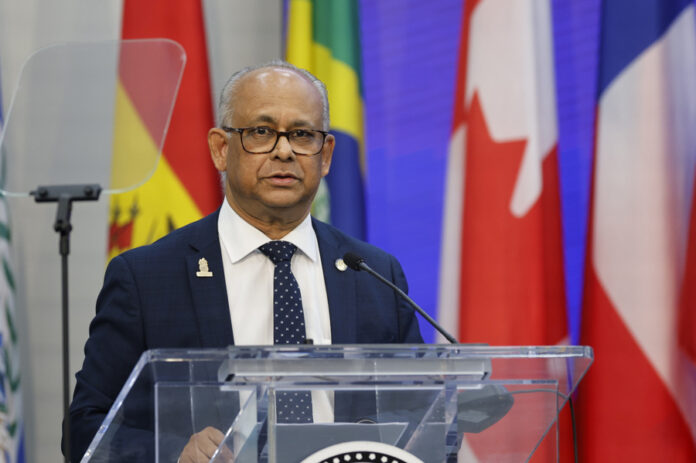 El secretario general de la Organización de Estados Americanos (OEA), Albert Ramdin