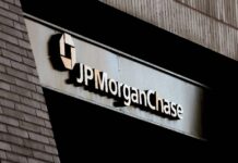 Director ejecutivo de JPMorgan alerta de que la deuda de EE.UU. hará tambalear los bonos JPMorgan-Chase