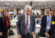 Trump pide a la Fed que rebaje los tipos de interés tras "excelentes" datos de inflación