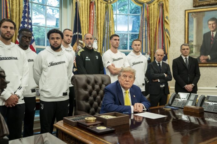 President Trump hosts Juventus soccer club at White House President Trump