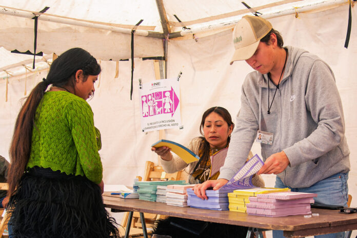 Desinformación y obstáculos, el difícil ejercicio del voto en el sur de México Desinformación y obstáculos, el difícil ejercicio del voto en el sur de México