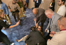 Gobierno Trump ordena no otorgar fianza a inmigrantes detenidos que pelean su deportación Acuerdo de las cárceles de Miami-Dade con Inmigración confronta a autoridades y activistas