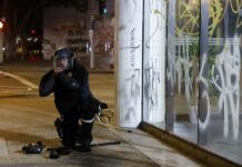 Congresistas demócratas piden a Trump rebajar tensiones en California y retirar las tropas Trump mobilizes additional troops in Los Angeles amid anti-ICE protests