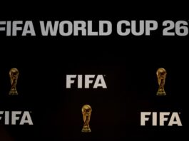 El 80 % de hoteles en sedes del Mundial 2026 en EE.UU. reporta menos reservas de lo previsto logotipo de la FIFA durante el lanzamiento de la marca oficial de la Copa Mundial de la FIFA 2026