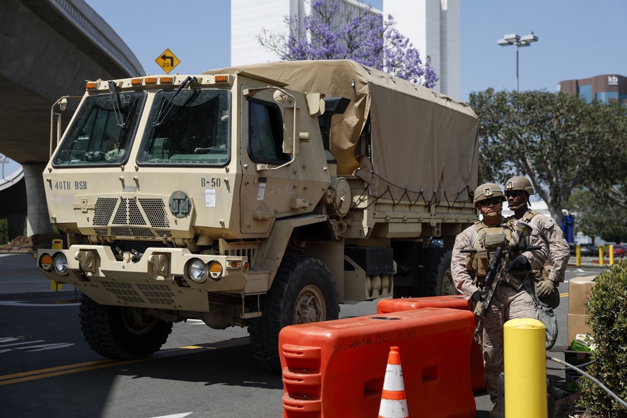 US Marines arrive in Los Angeles during ongoing anti-ICE protests Marines