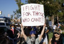 San Antonio, ciudad de mayoría latina, protesta sin incidentes pese a alarma del estado protesta