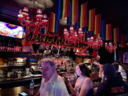 Homenajean a iconos trans en Nueva York frente al 'borrado' de derechos del Gobierno Trump