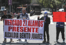 Comerciantes de Ciudad de México exigen cancelar el plan de venta de alimentos económicos Comerciantes de Ciudad de México exigen cancelar el plan de venta de alimentos económicos