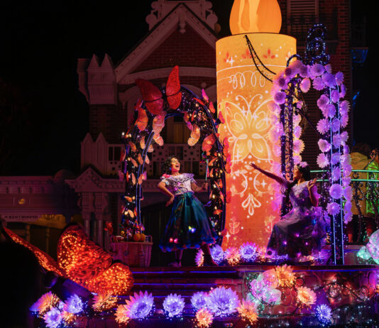 “Disney Starlight: Dream the Night Away” llega el próximo 20 de julio a iluminar las noches de Magic Kingdom Park Disney Starlight- Dream the Night Away_15 (1)