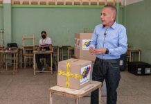 Exgobernador venezolano Rosales cree que no hay otro camino que negociar y votar Exgobernador venezolano Rosales cree que no hay otro camino que negociar y votar